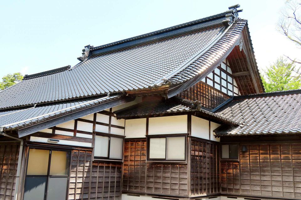 窓シャッターの安全と快適を守るための日常点検と専門業者による修理のすすめ