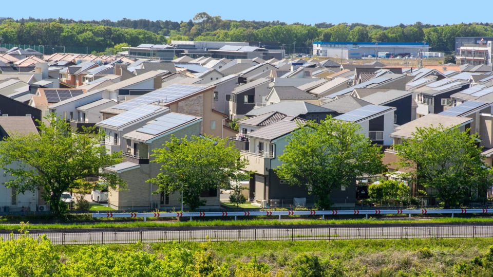 雨戸シャッターの故障予防と賢い修理依頼で守る安心快適な住まいの秘訣