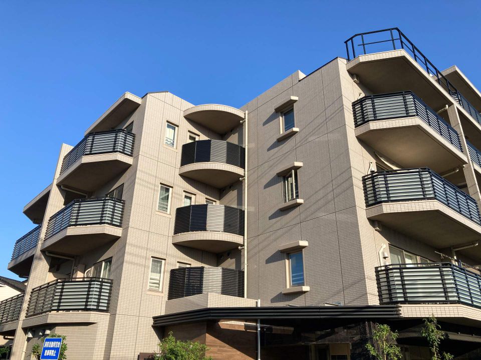 電動シャッターの故障トラブルを未然に防ぐ正しい知識と業者選びの極意